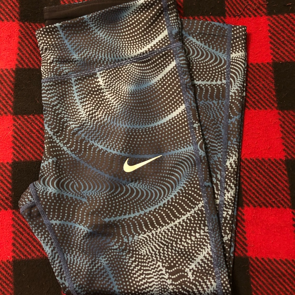 Women’s Nike Capri Leggings